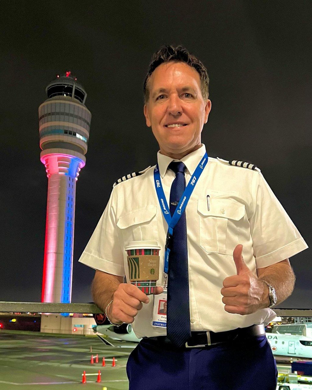 AGED MALE PILOT   PICTURES  : 108  VIDEOS : 15