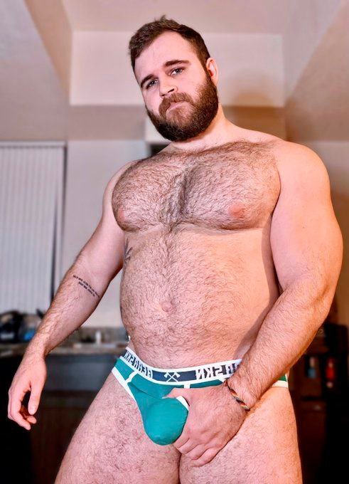 MALE GAY